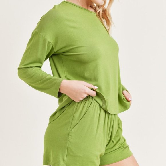 Jade High Low Top with Shorts Lounge Set - Picture 2 of 4